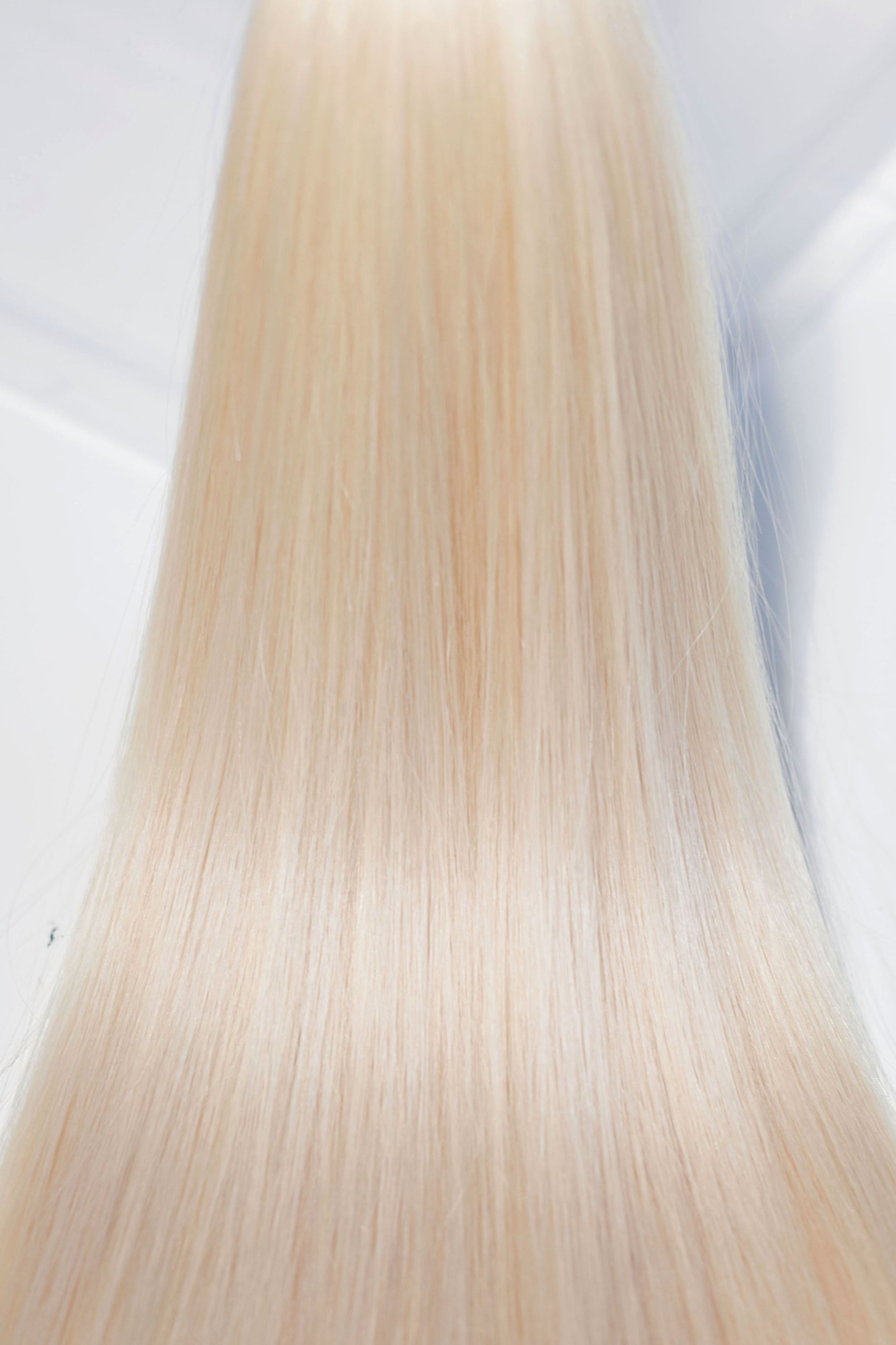 Behair professional Keratin Tip "Premium" 28" (70cm) Natural Straight Ice Blond #000 - 25g (Standard - 0.7g each pcs) hair extensions