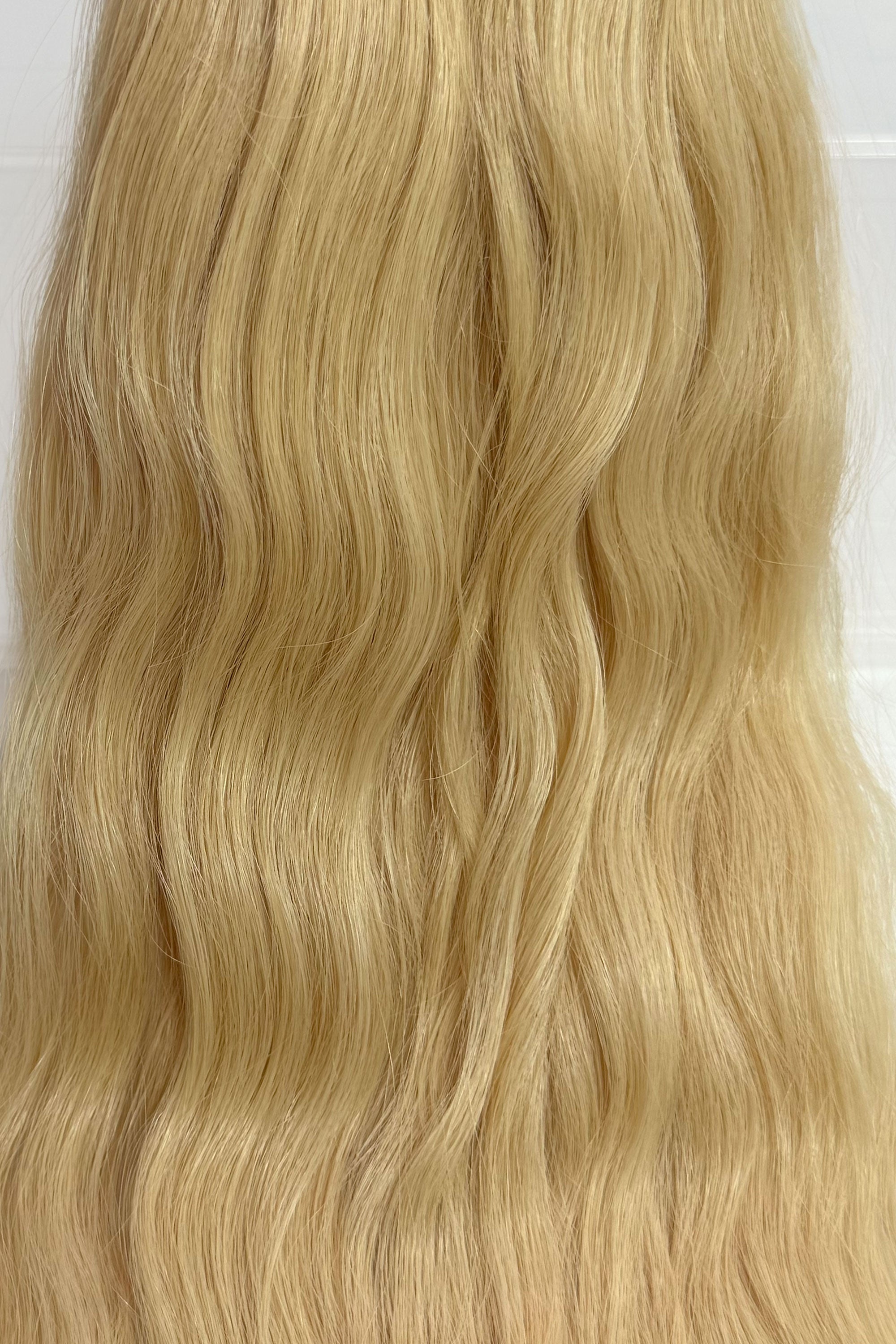 Behair professional Keratin Tip "Premium" 24" (60cm) Natural Wave Beach Blonde #613 - 25g (Standard - 0.7g each pcs) hair extensions